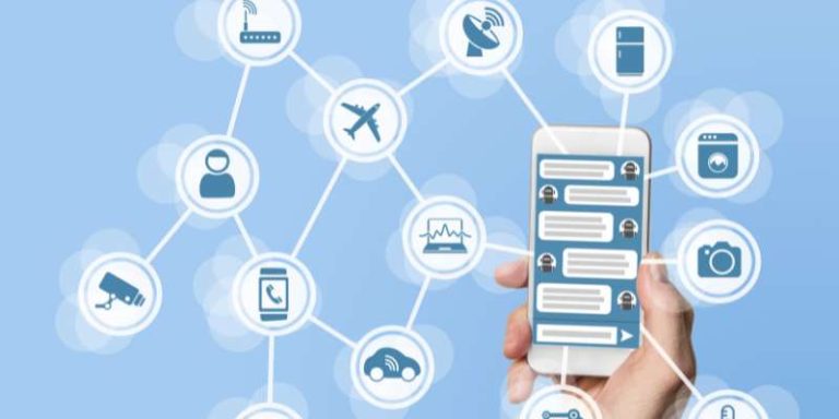 Ethical-Considerations-in-Developing-AI-Girlfriend-Chatbots.jpg