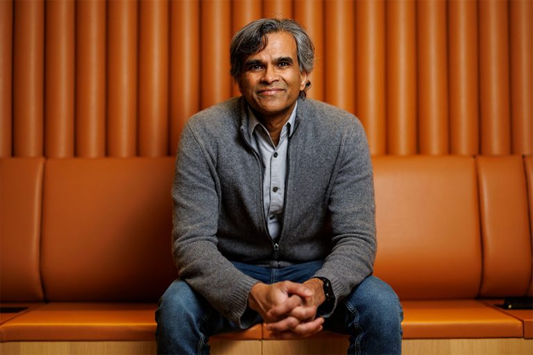 mit-sendhil-Mullainathan.jpg